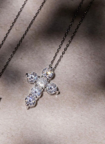 Colar Cruz 5,25mm 3,15 CT MOISSANITE