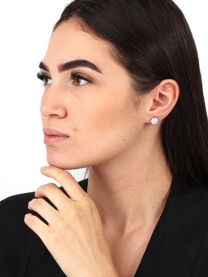 Brinco ponto de luz 8.0mm moissanite
